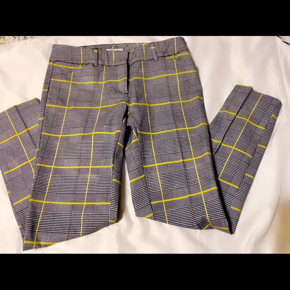 Trousers. Size 2. New York company.
